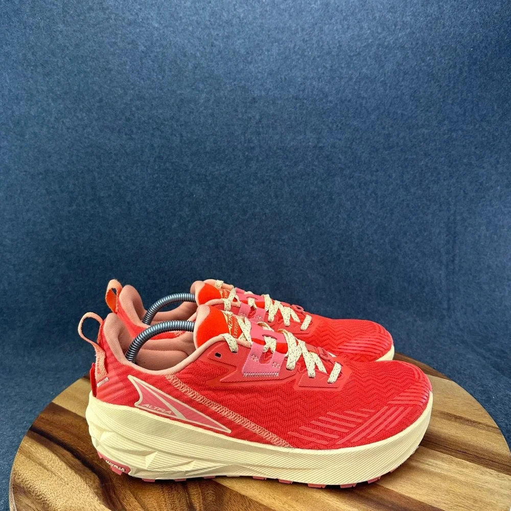 Altra Experience Wild Trail Orange Training Running Shoes Womens Sz 12 EUC